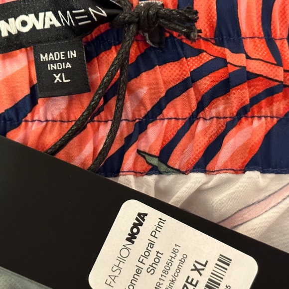 NWT NOVAMAN Swim Trunks size XL Blues Pinks Green White - Picture 9 of 10